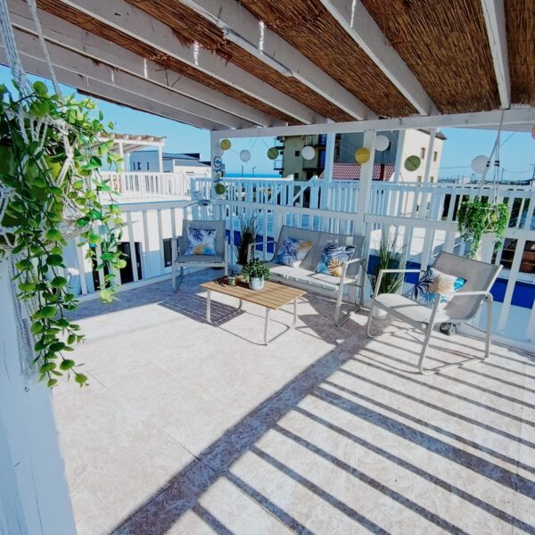 cazare costinesti contact